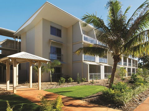 Oaks Broome - Hervey Bay Accommodation 0
