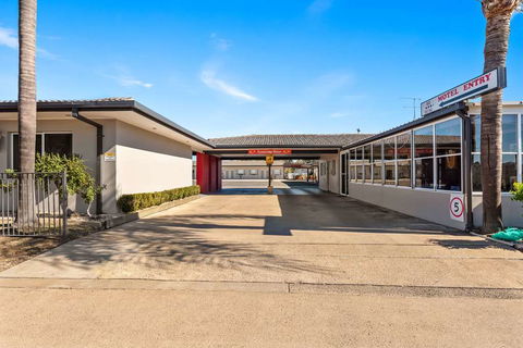 Econo lodge Moree Spa Motor Inn - Hervey Bay Accommodation 1