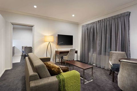 Attika Hotel - Tourism Hervey Bay 2