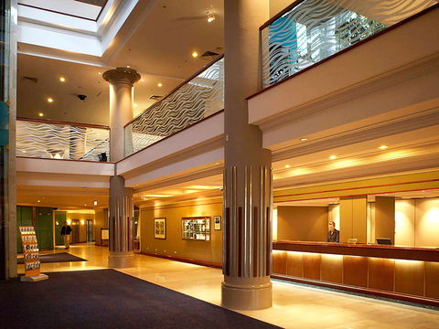 Novotel Brighton Beach - Tourism Hervey Bay 0