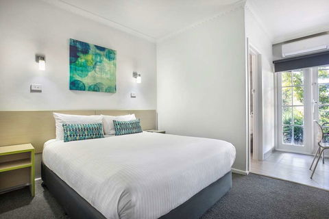 Skyways Hotel - Tourism Hervey Bay 2
