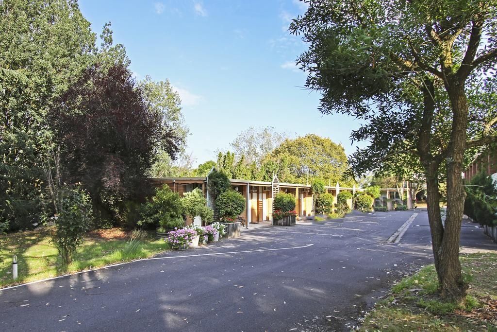 Amor VIC Hervey Bay Accommodation