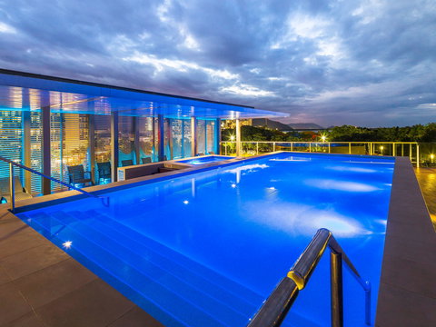 Sebel Cairns Harbour Lights - Tourism Hervey Bay 2