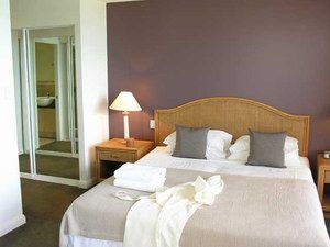 Sea Change Beachfront Apartments - Tourism Hervey Bay 1