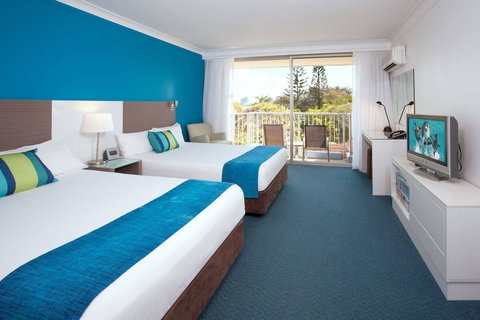Sea World Resort - Tourism Hervey Bay 0