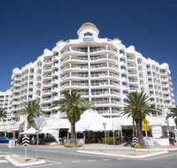 Phoenician Resort - Hervey Bay Accommodation
