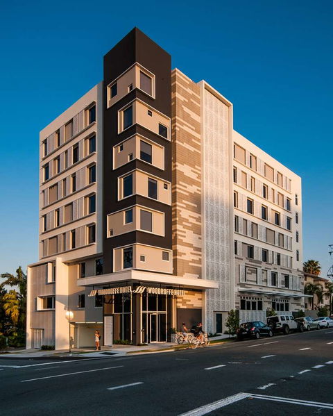 Woodroffe Hotel, Gold Coast - Tourism Hervey Bay 0