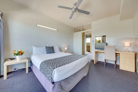 Camelot Motel - Hervey Bay Accommodation 0