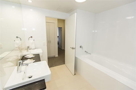 Gladstone Central Plaza Apartment Hotel - Hervey Bay Accommodation 1