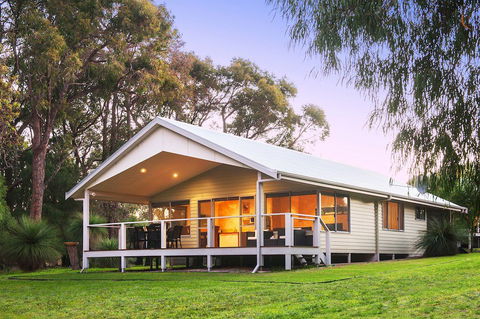 Acacia Chalets Margaret River - Tourism Hervey Bay 0