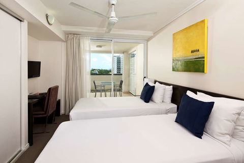 Cairns Central Plaza Apartment - Hervey Bay Accommodation 2