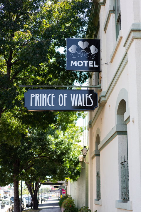 Prince of Wales Motor Inn - Tourism Hervey Bay 1