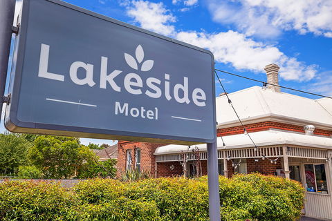 Hamilton Lakeside Motel - Tourism Hervey Bay 2