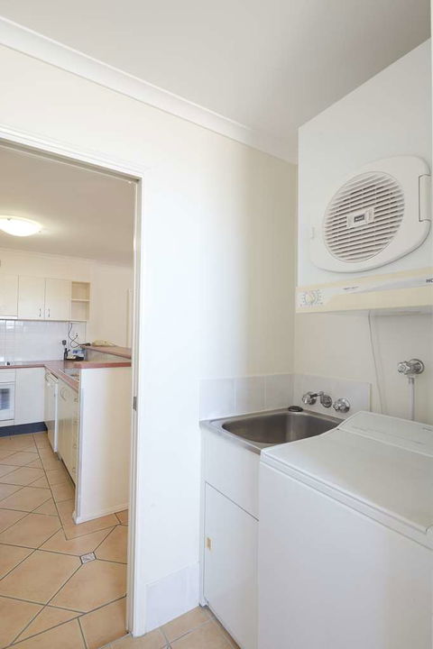 Central West End Apartments - Hervey Bay Accommodation 17