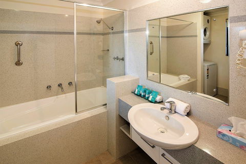 Margarets Beach Resort - Tourism Hervey Bay 7