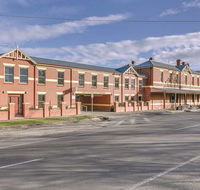Lake Inn Ballarat - Hervey Bay Accommodation
