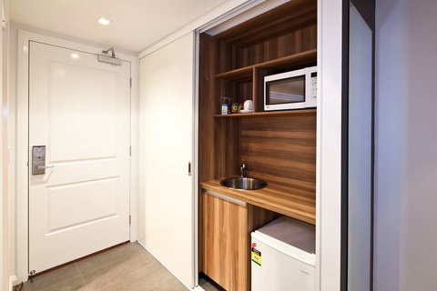 Best Western Plus Ballarat Suites - Hervey Bay Accommodation 14