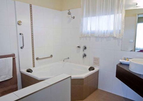 Comfort Inn & Suites City Views - Tourism Hervey Bay 6