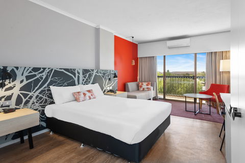 The Plaza Hotel Kalgoorlie - Hervey Bay Accommodation 2