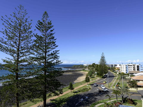 Grand Mercure Apartments Bargara - Tourism Hervey Bay 11