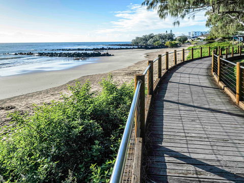 Grand Mercure Apartments Bargara - Tourism Hervey Bay 13