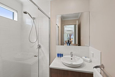 Discovery Parks Lake Bonney - Hervey Bay Accommodation 4