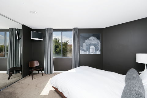 Astra Apartments The Griffin - Tourism Hervey Bay 6
