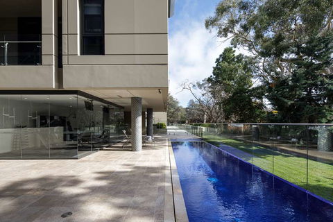 Knightsbridge Canberra - Tourism Hervey Bay 12