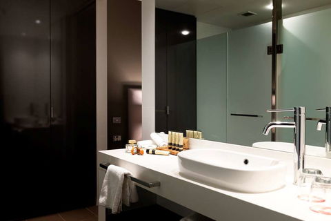 East Hotel - Tourism Hervey Bay 6