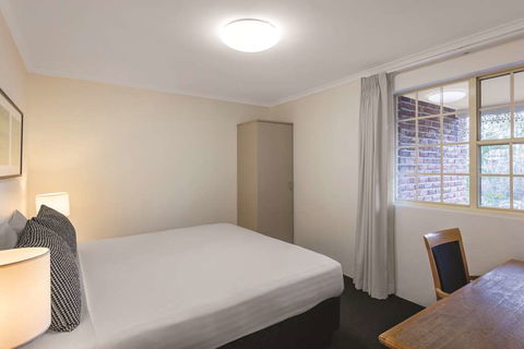 Adina Serviced Apts Canberra Kingston - Tourism Hervey Bay 9