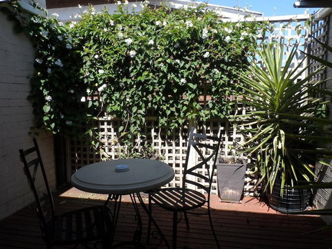 Admiralty Inn - Tourism Hervey Bay 1