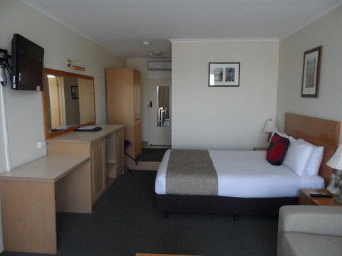 Admiralty Inn - Tourism Hervey Bay 7
