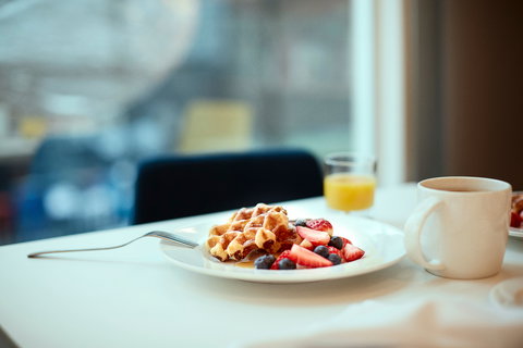 Holiday Inn Suites Geelong - Hervey Bay Accommodation 11