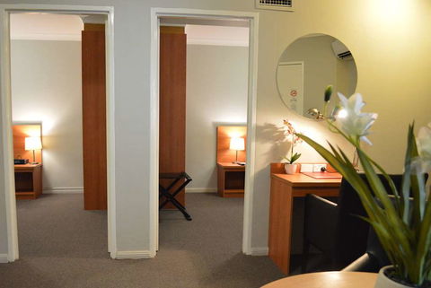 Ramada Hotel & Suites Sydney Cabramatta - Tourism Hervey Bay 3