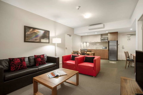 Hudson Parap - Hervey Bay Accommodation 4