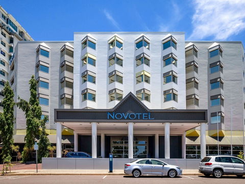 Novotel Darwin Atrium - Hervey Bay Accommodation 1