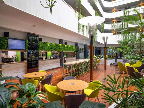 Novotel Darwin Atrium - Hervey Bay Accommodation 3