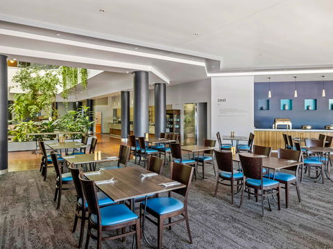 Novotel Darwin Atrium - Hervey Bay Accommodation 11