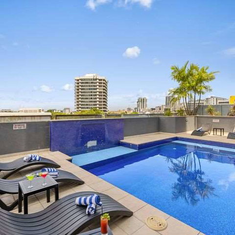 H on Mitchell Apartment Hotel - Hervey Bay Accommodation 5