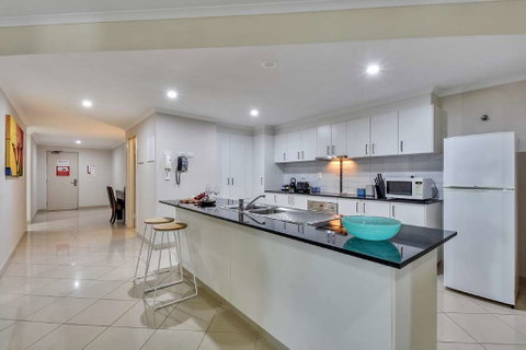 Argus Apartments Darwin - Hervey Bay Accommodation 17