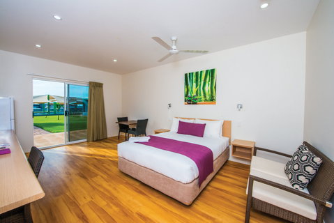 Club Tropical Resort Darwin - Hervey Bay Accommodation 5