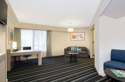 DoubleTree by Hilton Esplanade Darwin - Hervey Bay Accommodation 5
