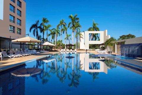 DoubleTree by Hilton Esplanade Darwin - Hervey Bay Accommodation 6