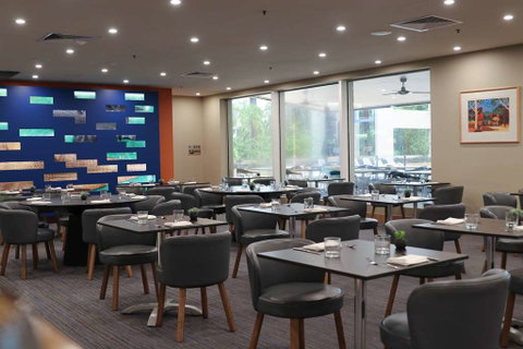 DoubleTree by Hilton Esplanade Darwin - Hervey Bay Accommodation 12