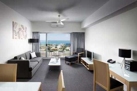 Mantra Pandanas - Hervey Bay Accommodation 4
