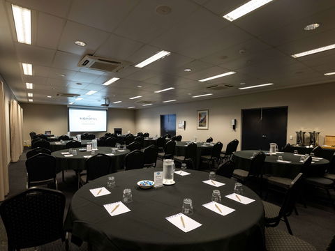 Novotel Darwin Airport Hotel - Tourism Hervey Bay 9