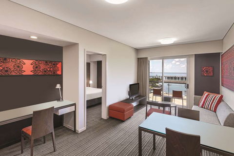 Adina Apartment Hotel Darwin Waterfront - Hervey Bay Accommodation 5