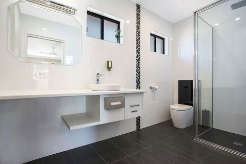 Comfort Inn May Park - Tourism Hervey Bay 2