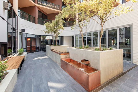 Amora Hotel Riverwalk Melbourne - Tourism Hervey Bay 2