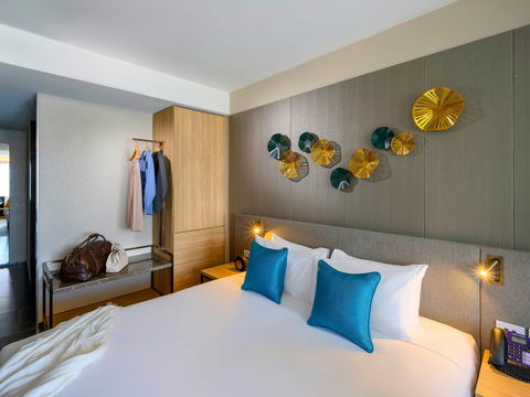 Novotel Melbourne Central - Tourism Hervey Bay 0